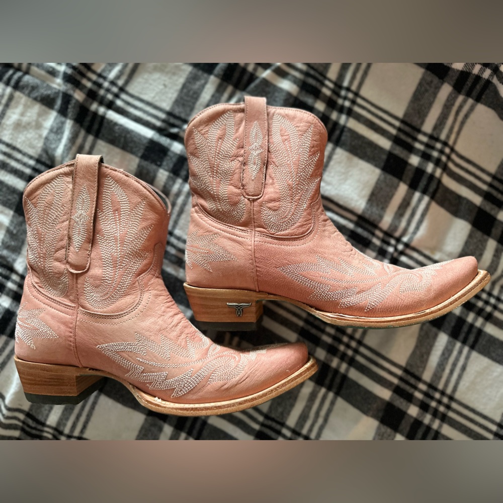 Pink Ankle Boots with Embroidered Design - Picture 16 of 16